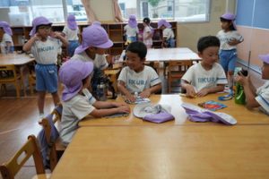 飯倉幼稚園　制服 学校法人飯倉学園
